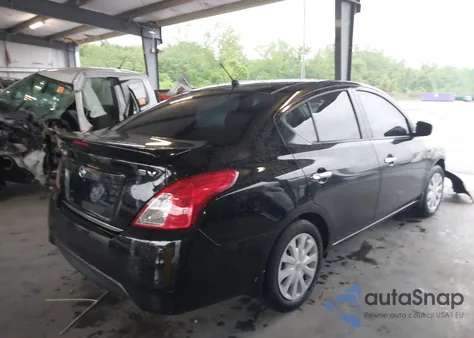 2017 Nissan Versa 1.6 Sv z USA, uszkodzony, nr VIN 3N1CN7AP3HL867901